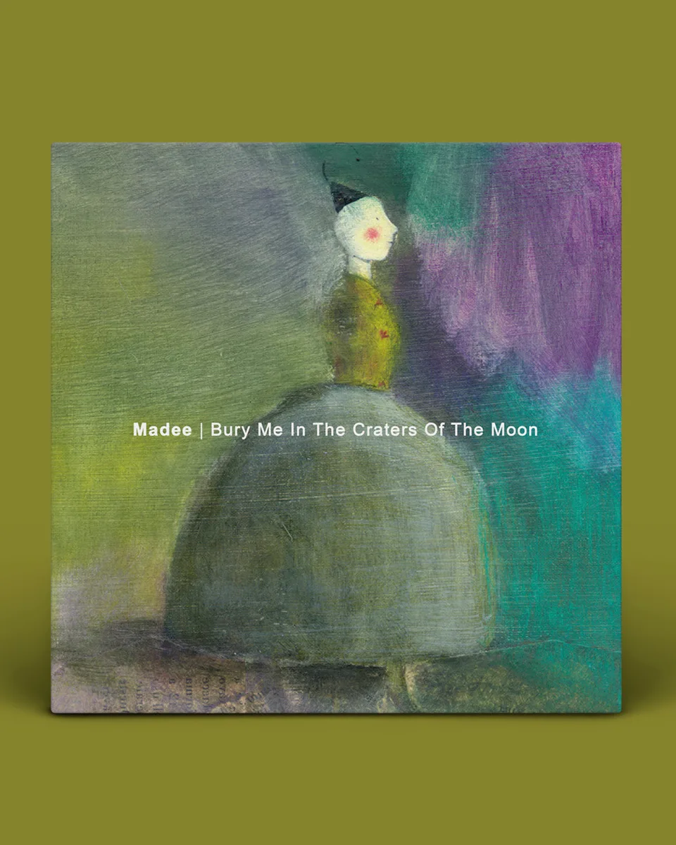 Portada del &aacute;lbum Bury Me In The Craters Of The Moon de MADEE